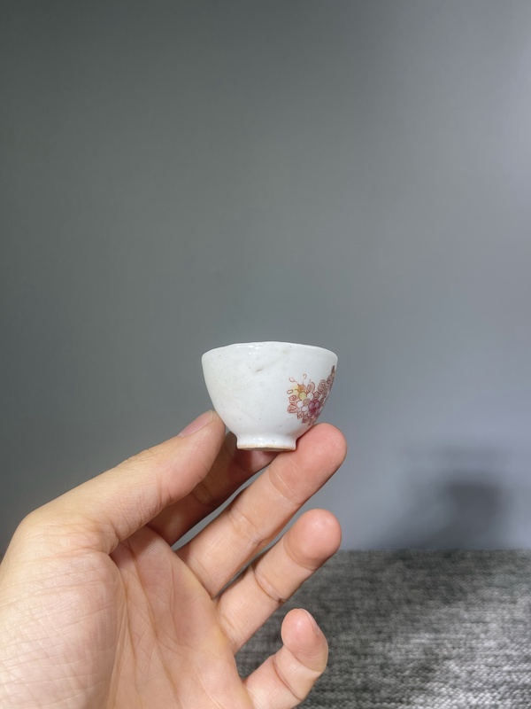 古玩陶瓷民國.福字花卉茶杯拍賣,當前價格0元