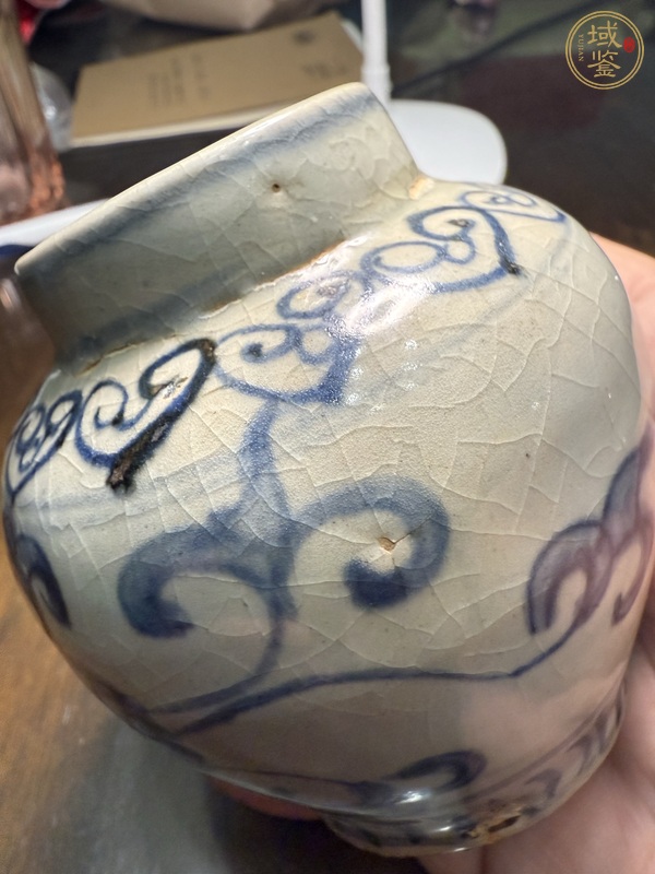 古玩陶瓷青花花卉紋蓋罐真品鑒賞圖