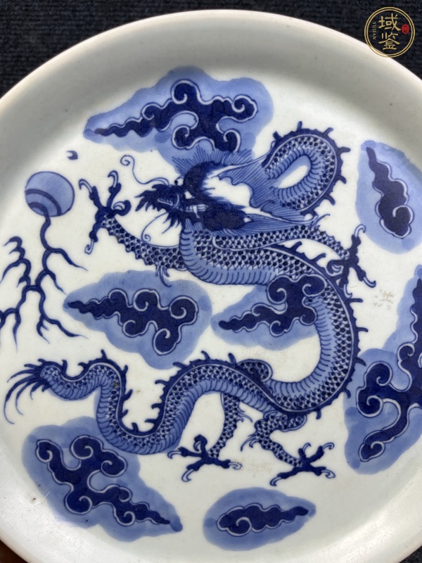 古玩陶瓷雍正青花火珠龍紋折腰盤真品鑒賞圖