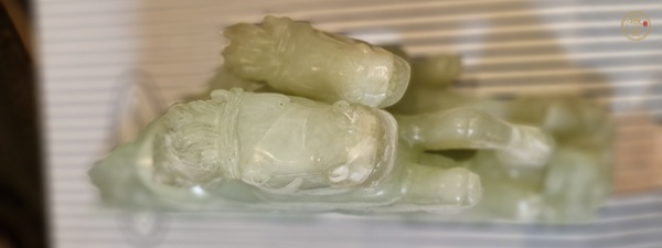 古玩玉器岫玉雕“奔馬”擺件真品鑒賞圖