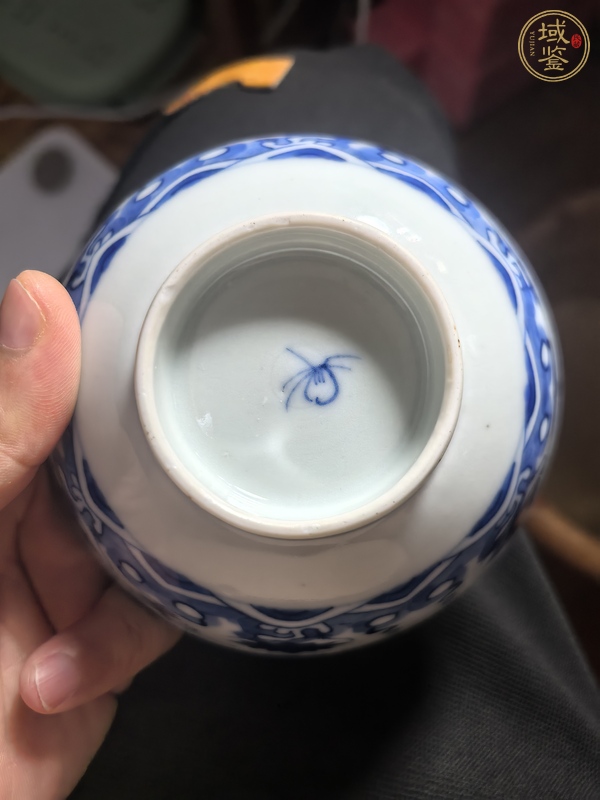 古玩陶瓷清晚·青花蓮池紋碗 真品鑒賞圖