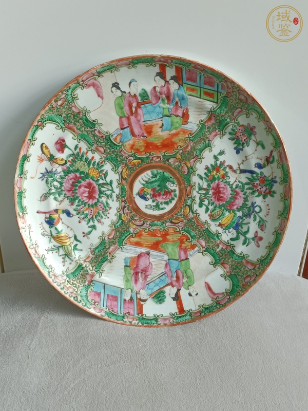 古玩廣彩人物花卉紋盤真品鑒賞圖