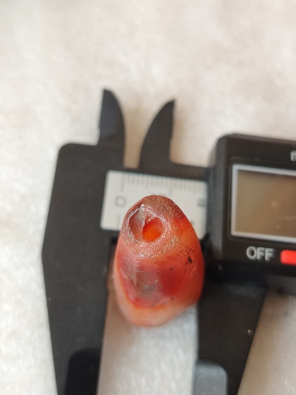 古玩玉器天然紅瑪瑙多棱珠吊墜拍賣，當前價格66元