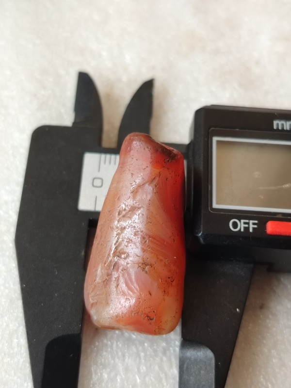 古玩玉器天然紅瑪瑙多棱珠吊墜拍賣，當前價格66元