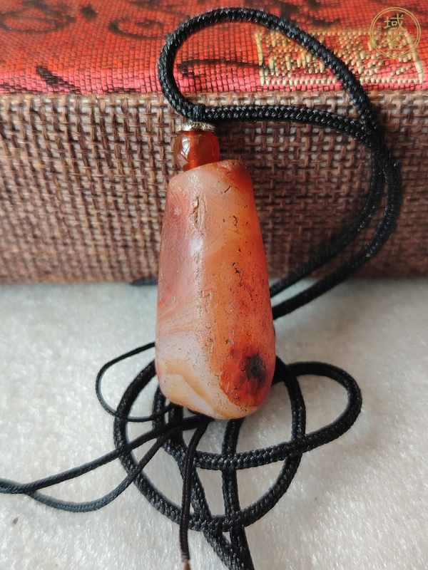 古玩玉器天然紅瑪瑙多棱珠真品鑒賞圖