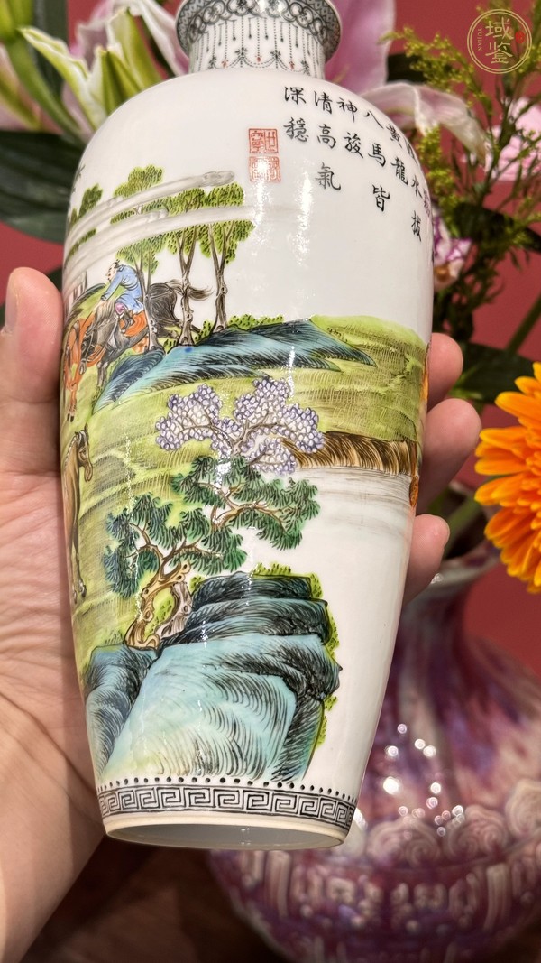 古玩陶瓷琺瑯彩風(fēng)格人物故事紋梅瓶真品鑒賞圖