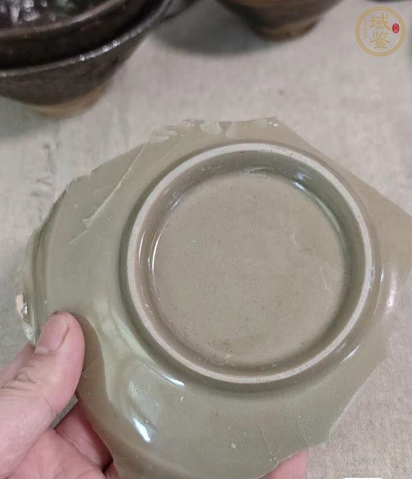 古玩陶瓷龍泉青瓷標本真品鑒賞圖