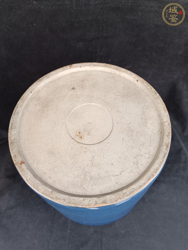 古玩陶瓷霽藍釉筆筒真品鑒賞圖