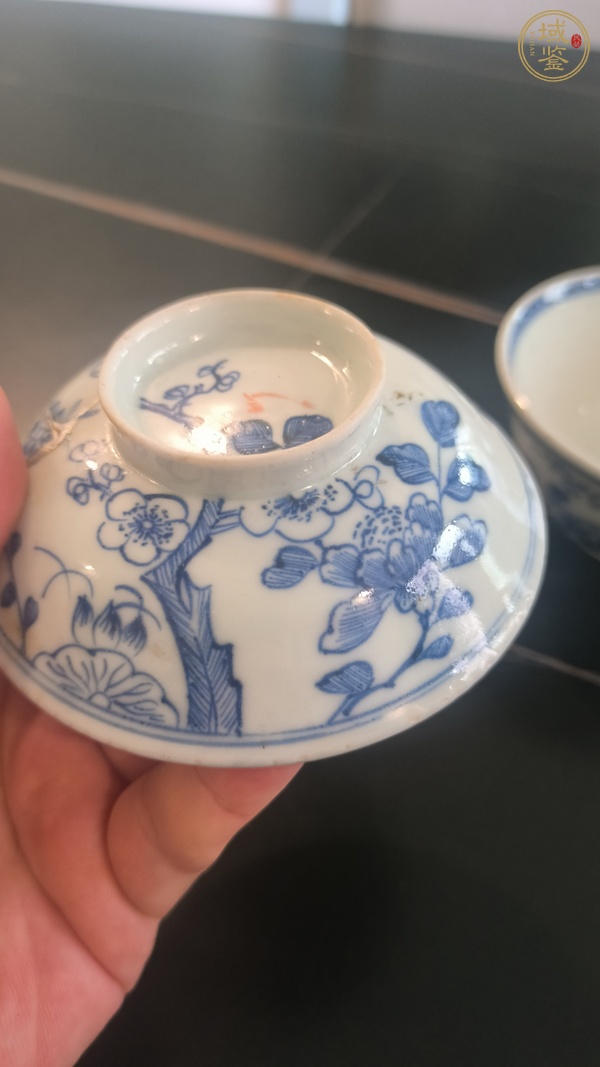 古玩陶瓷青花花卉紋蓋碗真品鑒賞圖