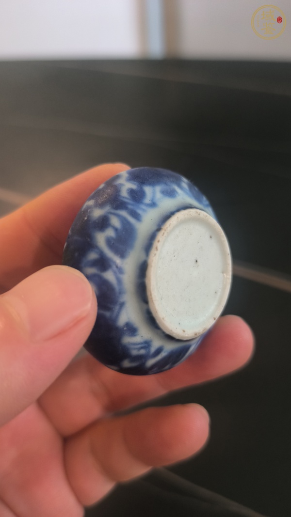 古玩陶瓷青花花卉紋水盂真品鑒賞圖