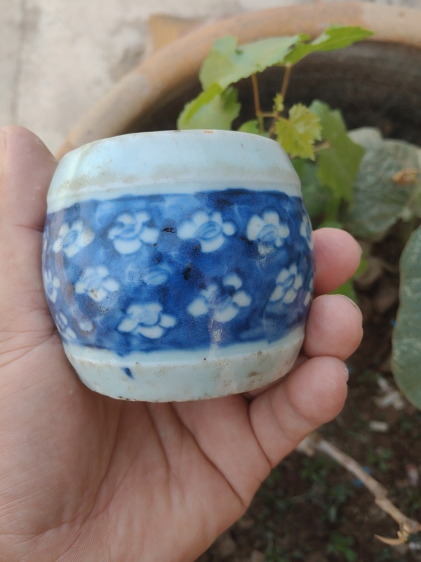 古玩陶瓷青花乾隆冰梅紋燭臺拍賣,當前價格799元