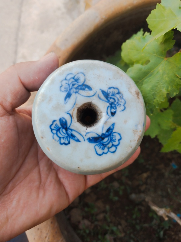 古玩陶瓷青花乾隆冰梅紋燭臺拍賣,當前價格799元