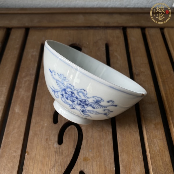 古玩陶瓷民國日本瓷青花杯真品鑒賞圖