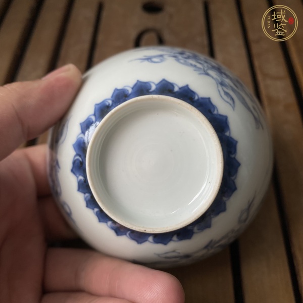 古玩陶瓷民國日本瓷青花杯真品鑒賞圖