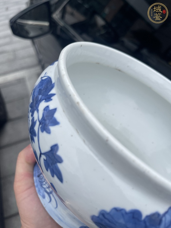 古玩陶瓷花卉紋青花馬蹄尊真品鑒賞圖