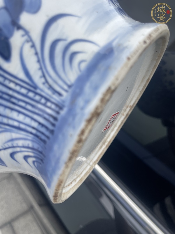 古玩陶瓷花卉紋青花馬蹄尊真品鑒賞圖