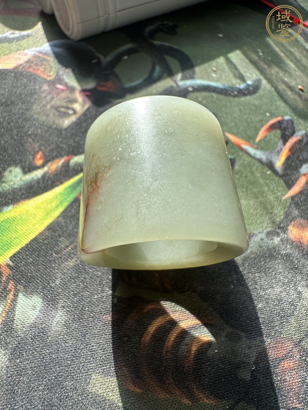古玩玉器和田玉雕“素紋扳指”真品鑒賞圖