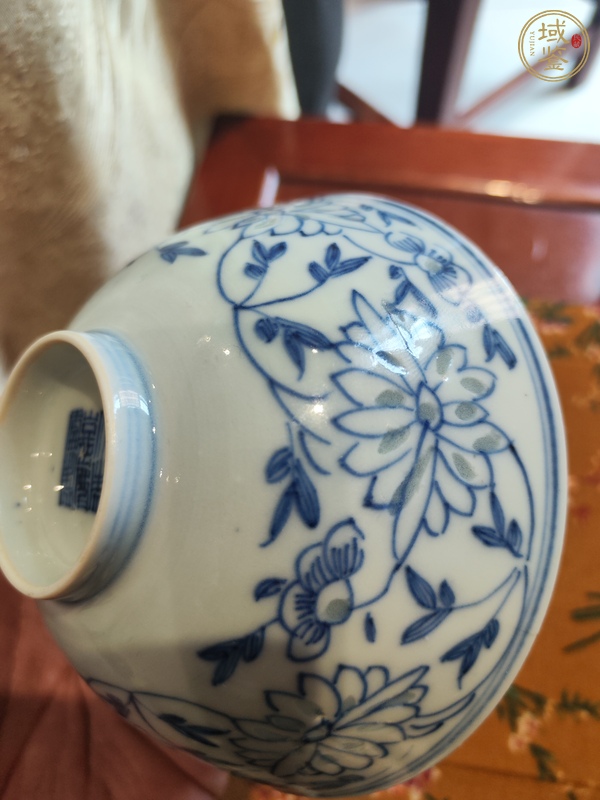 古玩陶瓷嘉慶青花玲瓏瓷蓋碗真品鑒賞圖