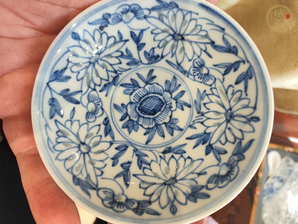 古玩陶瓷嘉慶青花玲瓏瓷蓋碗真品鑒賞圖