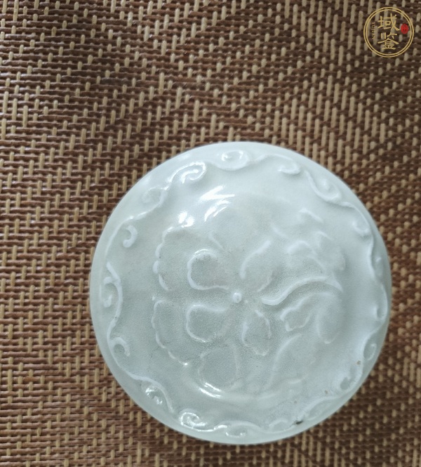 古玩陶瓷青白釉粉盒真品鑒賞圖