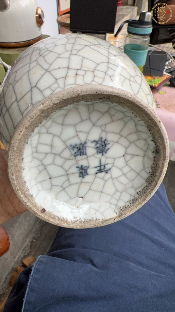 古玩陶瓷哥釉瓶真品鑒賞圖