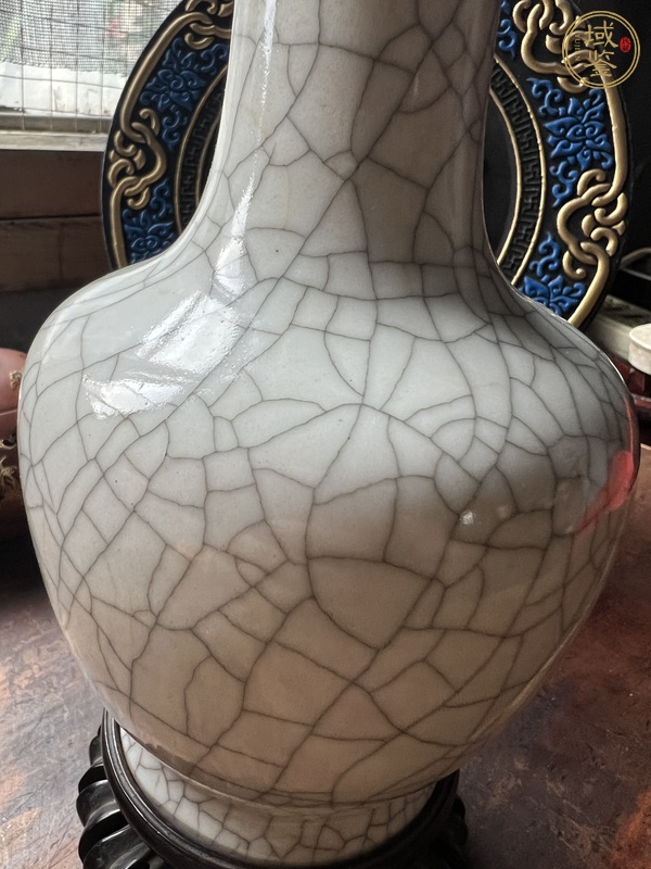 古玩陶瓷哥釉瓶真品鑒賞圖