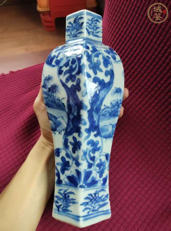 古玩陶瓷青花仕女人物圖六方雞腿瓶真品鑒賞圖