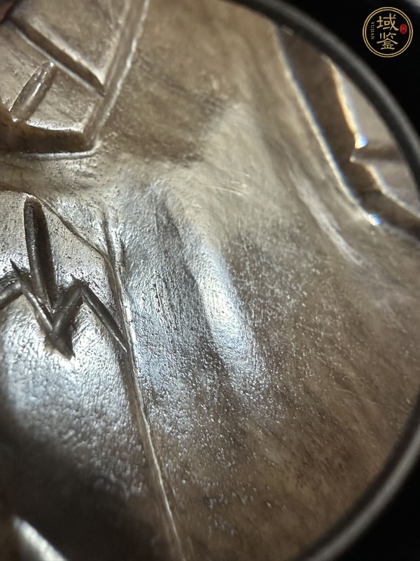 古玩玉器現代染色玉牛真品鑒賞圖