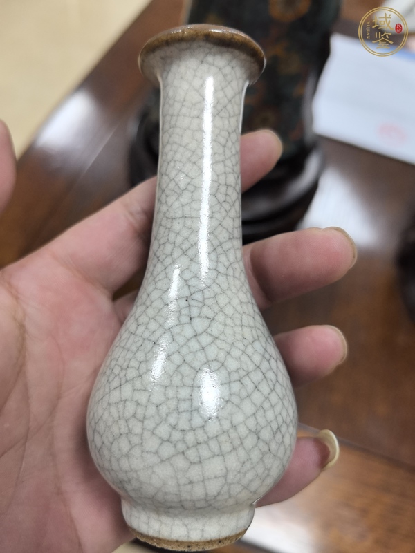 古玩陶瓷哥釉撇口瓶真品鑒賞圖