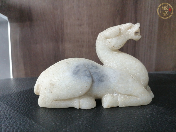 古玩玉器地方玉雕“臥馬”擺件真品鑒賞圖
