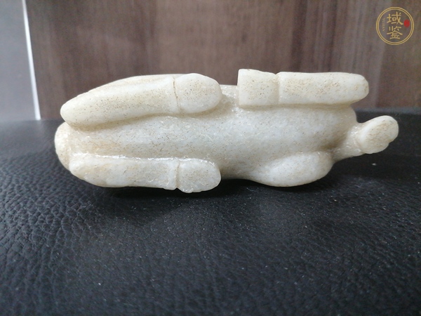 古玩玉器地方玉雕“臥馬”擺件真品鑒賞圖