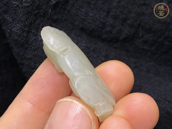 古玩玉器和田玉雕生肖猴掛墜真品鑒賞圖