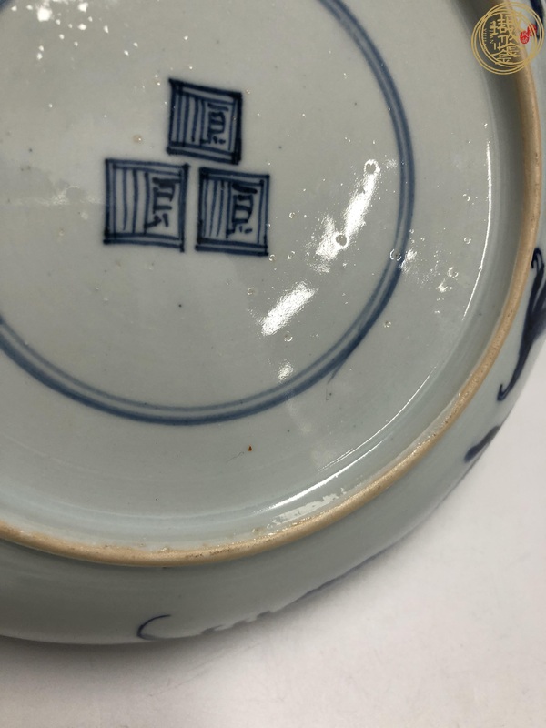 古玩陶瓷青花過墻龍紋盤真品鑒賞圖