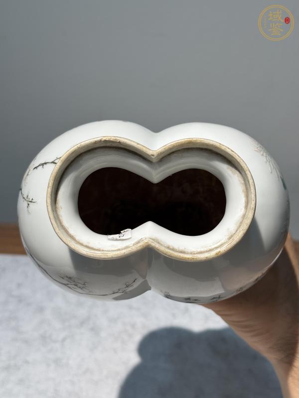 古玩陶瓷花卉紋粉彩瓶真品鑒賞圖
