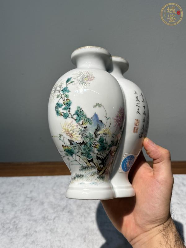 古玩陶瓷花卉紋粉彩瓶真品鑒賞圖