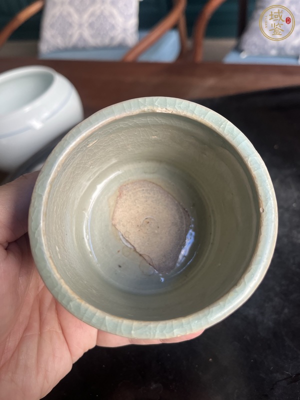 古玩陶瓷龍泉青瓷弦紋爐真品鑒賞圖
