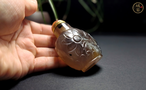 古玩雜項清代瑪瑙鼻煙壺真品鑒賞圖
