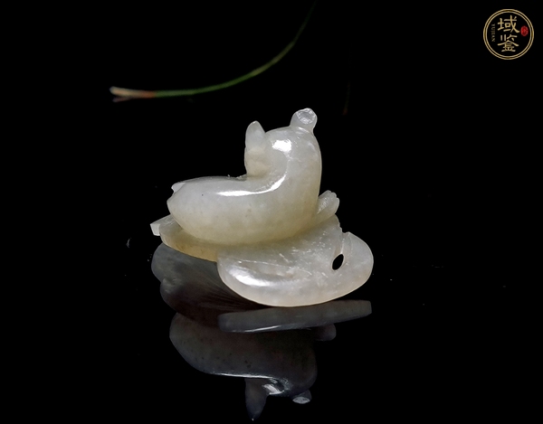 古玩雜項清代和田,一葉(夜)歡雕件真品鑒賞圖