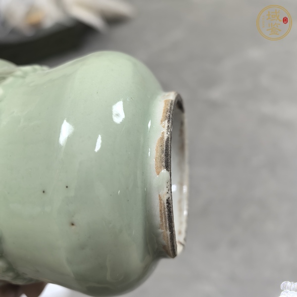 古玩陶瓷豆青釉香爐真品鑒賞圖
