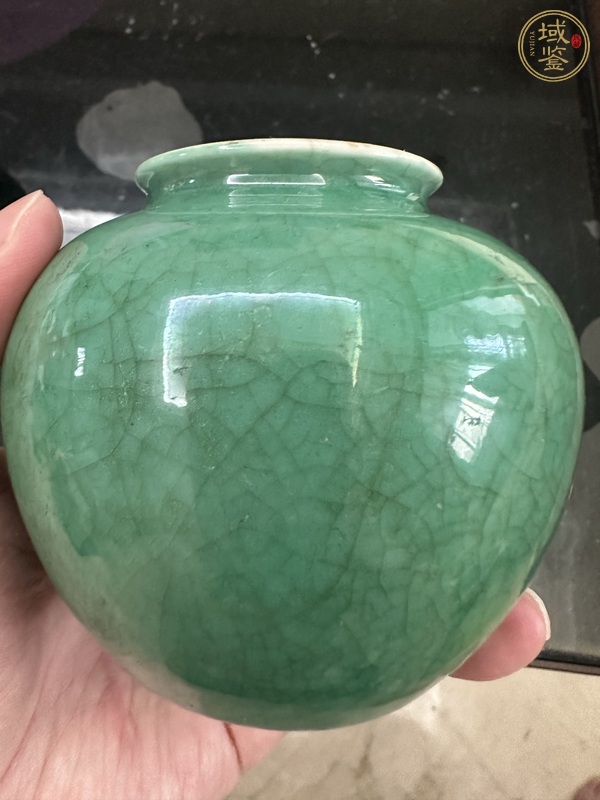 古玩陶瓷綠哥釉石榴尊真品鑒賞圖