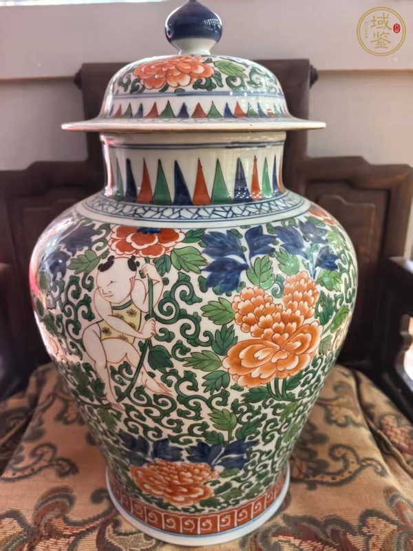 古玩青花五彩牡丹娃娃將軍罐真品鑒賞圖