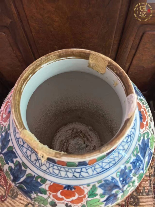 古玩陶瓷青花五彩牡丹娃娃將軍罐真品鑒賞圖