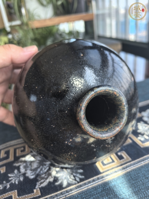古玩陶瓷黑釉梅瓶真品鑒賞圖