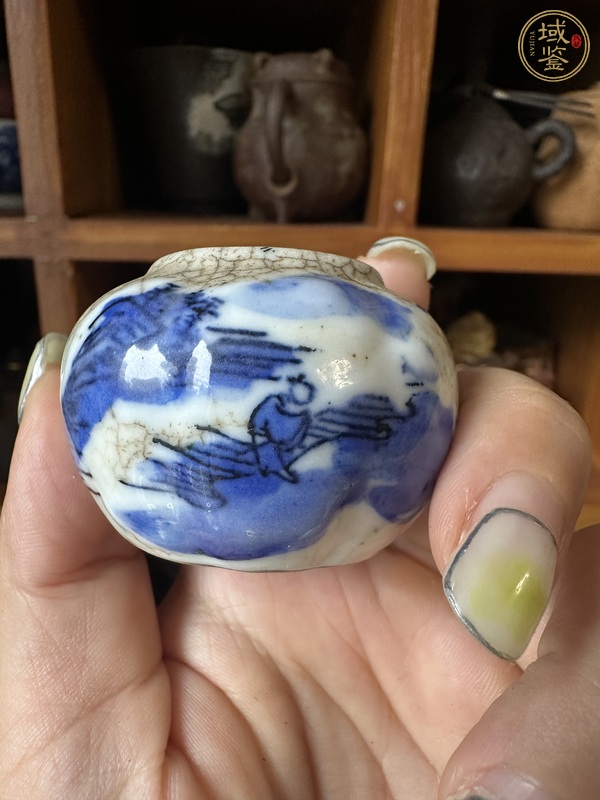 古玩陶瓷哥釉留白青花人物水盂真品鑒賞圖