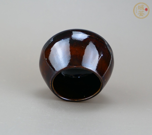 古玩陶瓷定窯系紫金釉雞心罐真品鑒賞圖