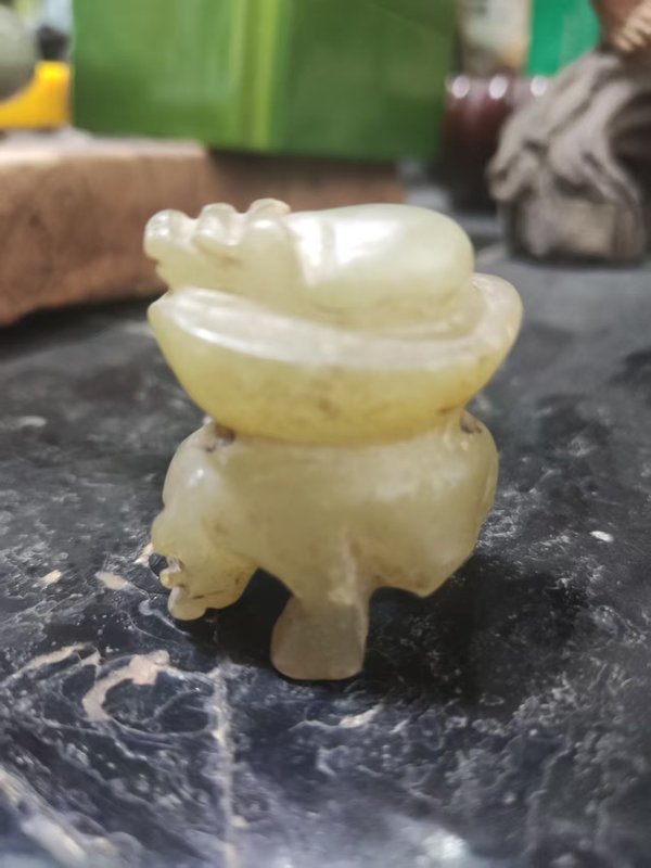 古玩轉賣岫玉雕“富甲天下”擺件拍賣，當前價格2188元