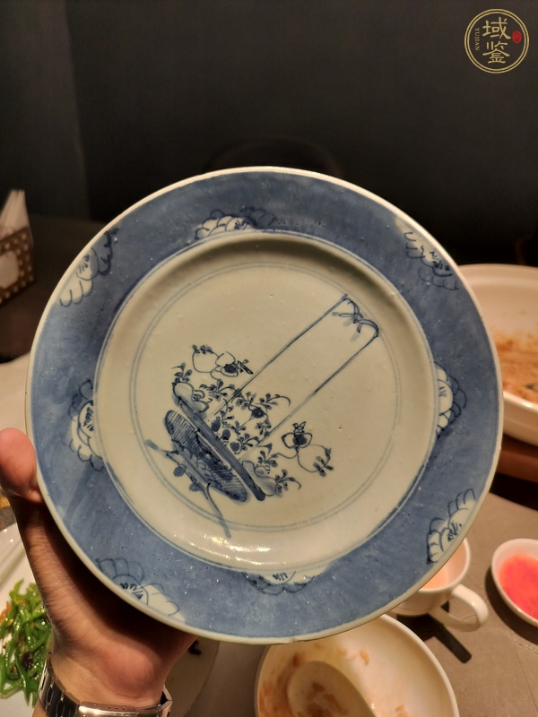 古玩陶瓷青花提籃盤真品鑒賞圖