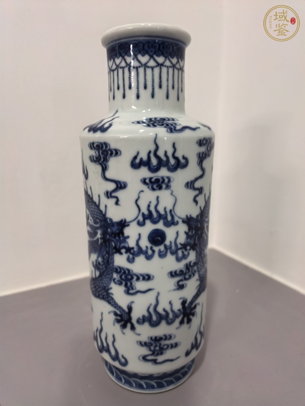 古玩陶瓷青花龍紋棒槌瓶真品鑒賞圖