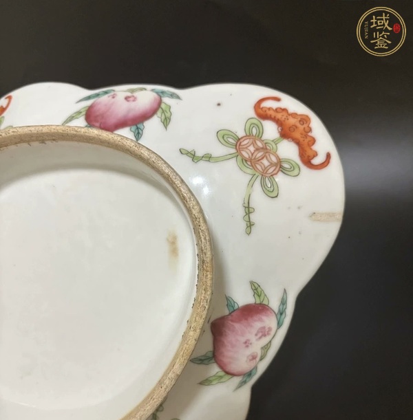 古玩陶瓷無雙譜粉彩海棠盤真品鑒賞圖