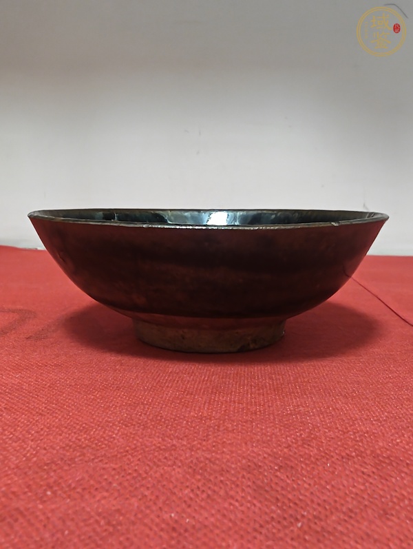 古玩黑釉碗真品鑒賞圖